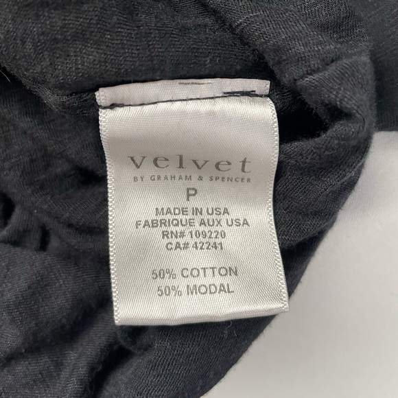 Velvet by Graham & Spencer Freeda Long Sleeve Ruched Dress in Black Size XS or P - Picture 5 of 6